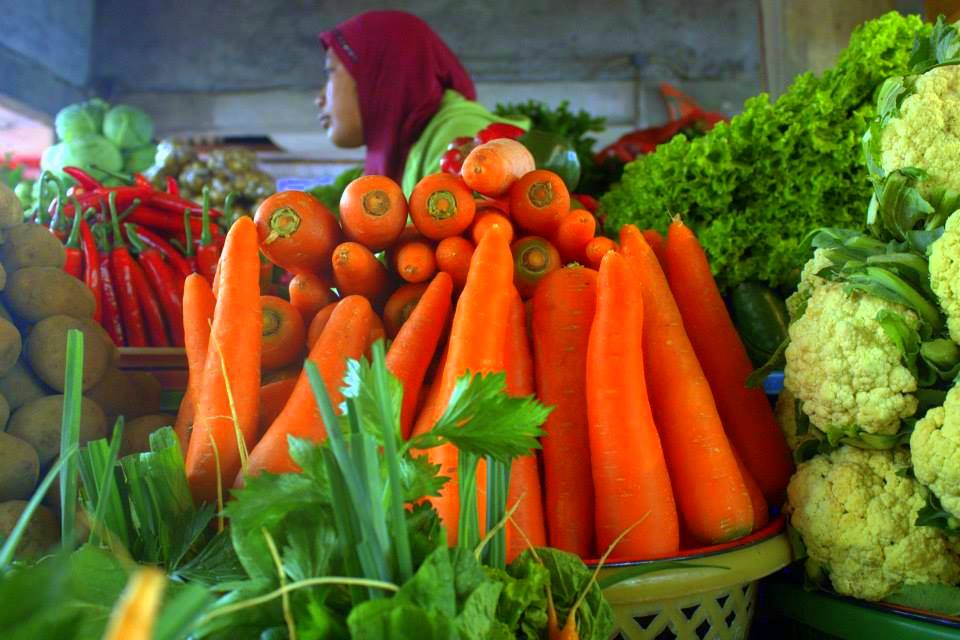 Candikuning village market in bedugul