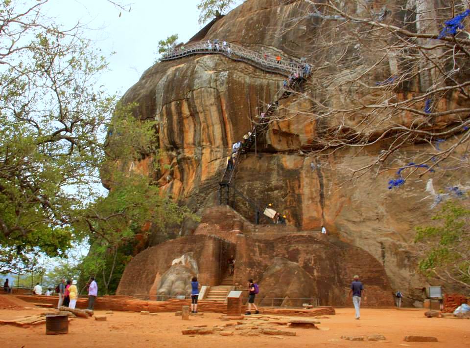 the lion rock of sri lanka